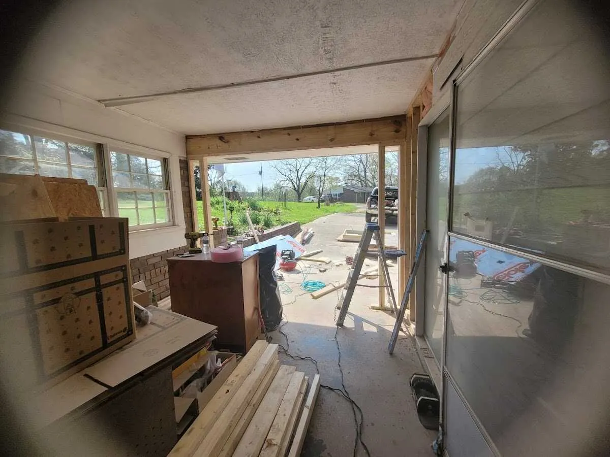 Air movers and dehumidifier for Drying & Dehumidification in Triana